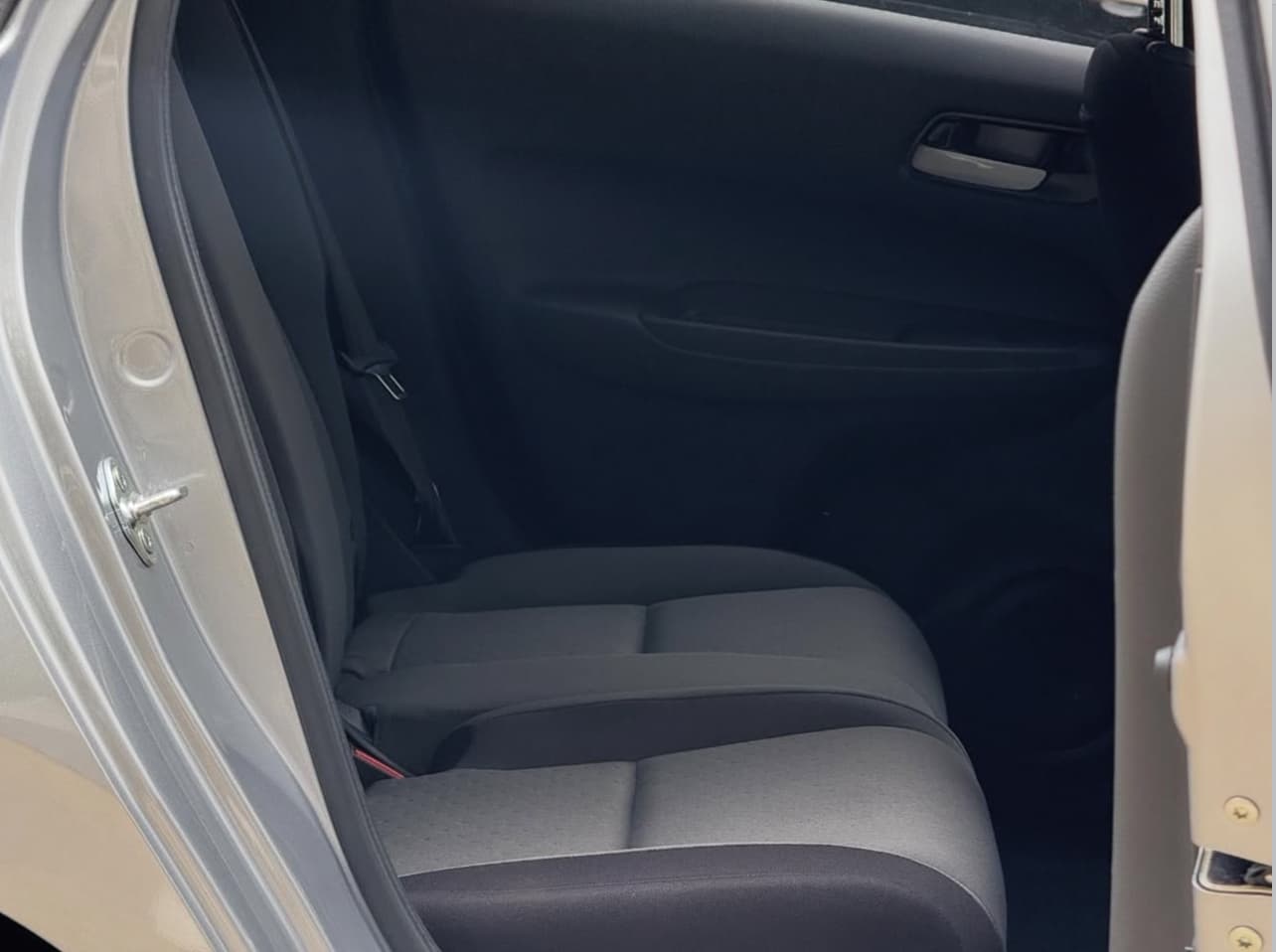 Image 9 Main image 9