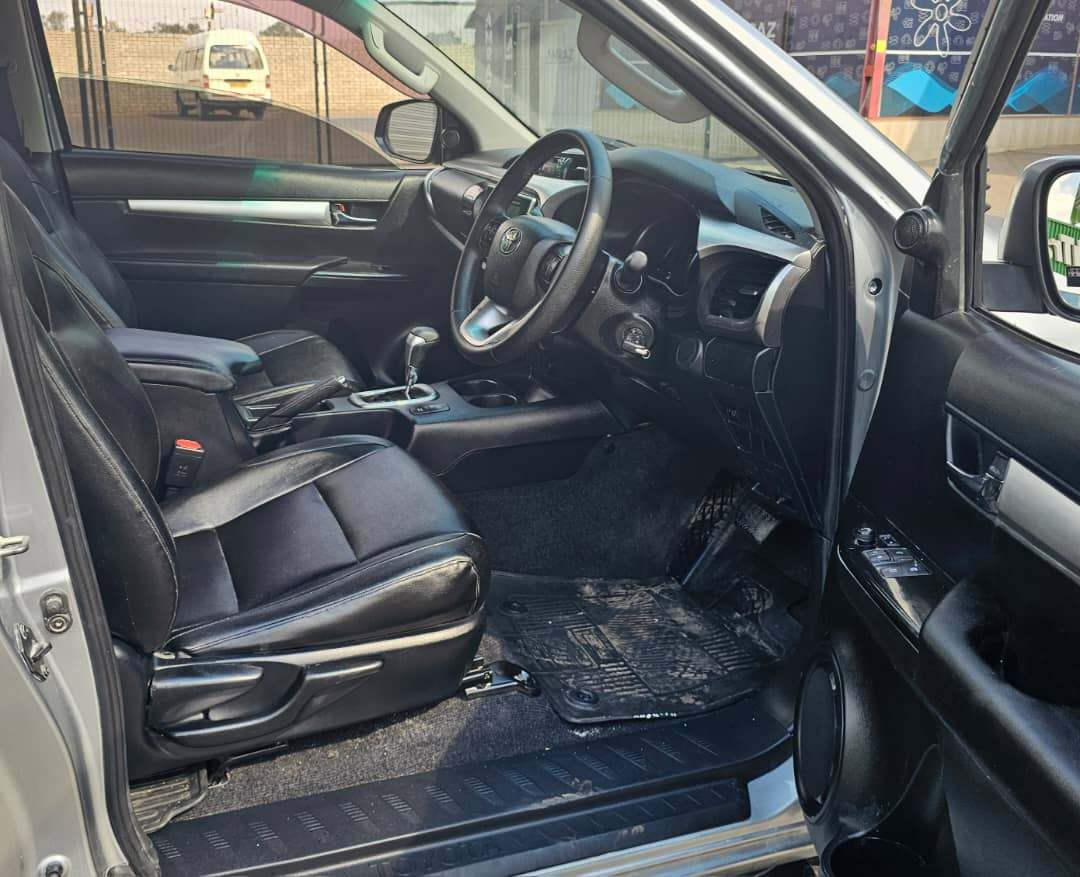 Image 3 Main image 3