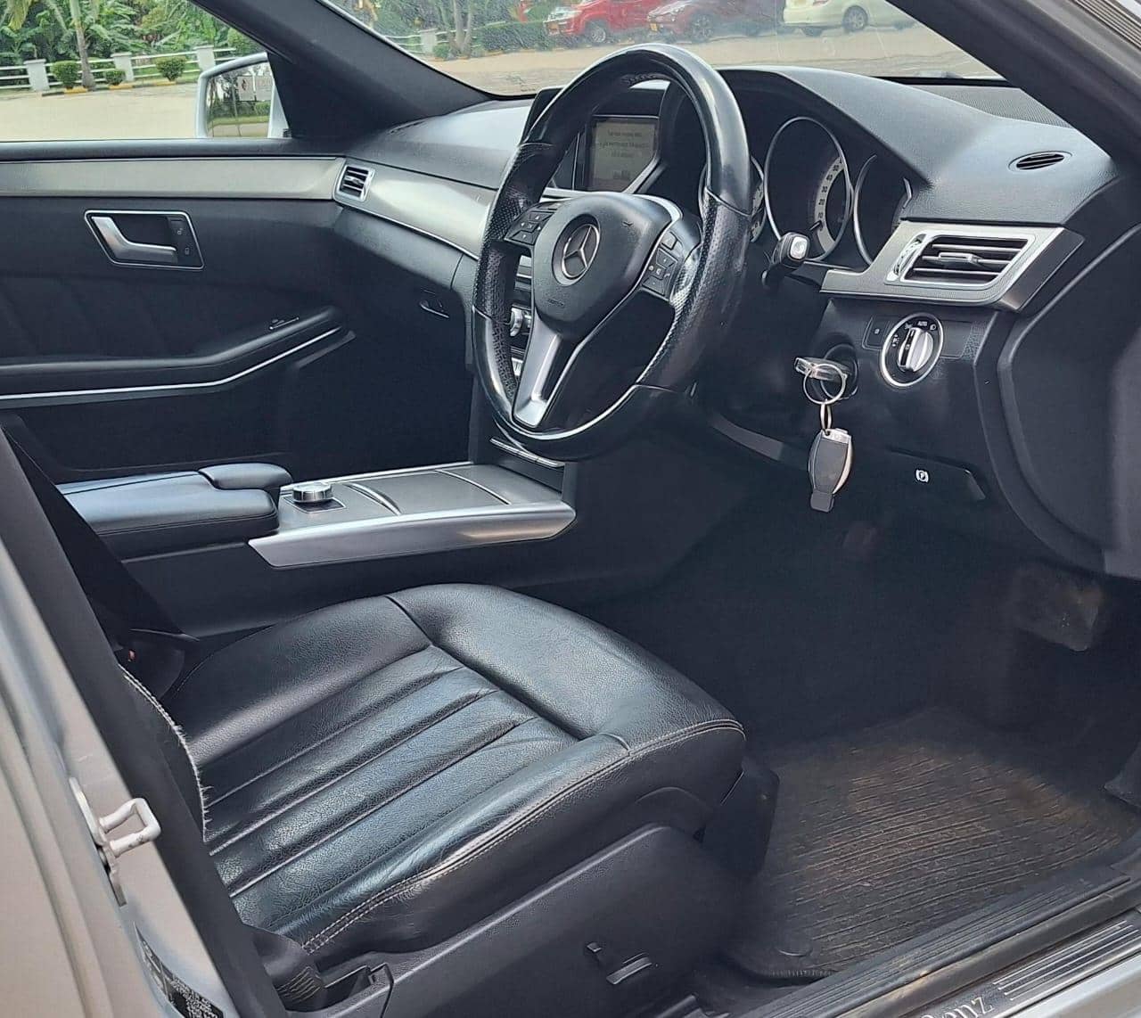 Image 6 Main image 6