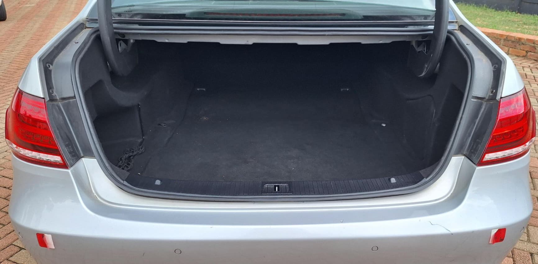 Image 8 Main image 8