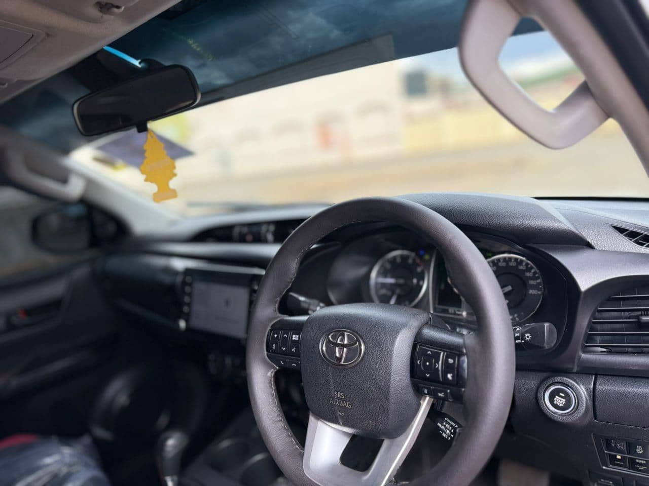 Image 3 Main image 3