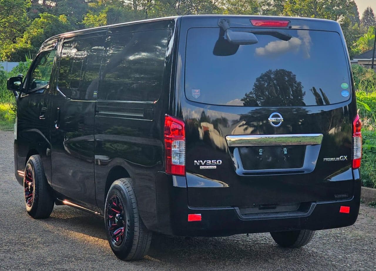 Image 6 Main image 6