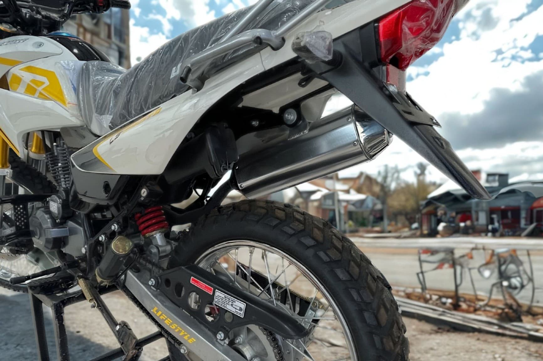 Image 5 Main image 5